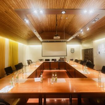 Keine Steuererhöhungen! – Die letzte Sitzung des Berger Gemeinderates im alten Rathaus?