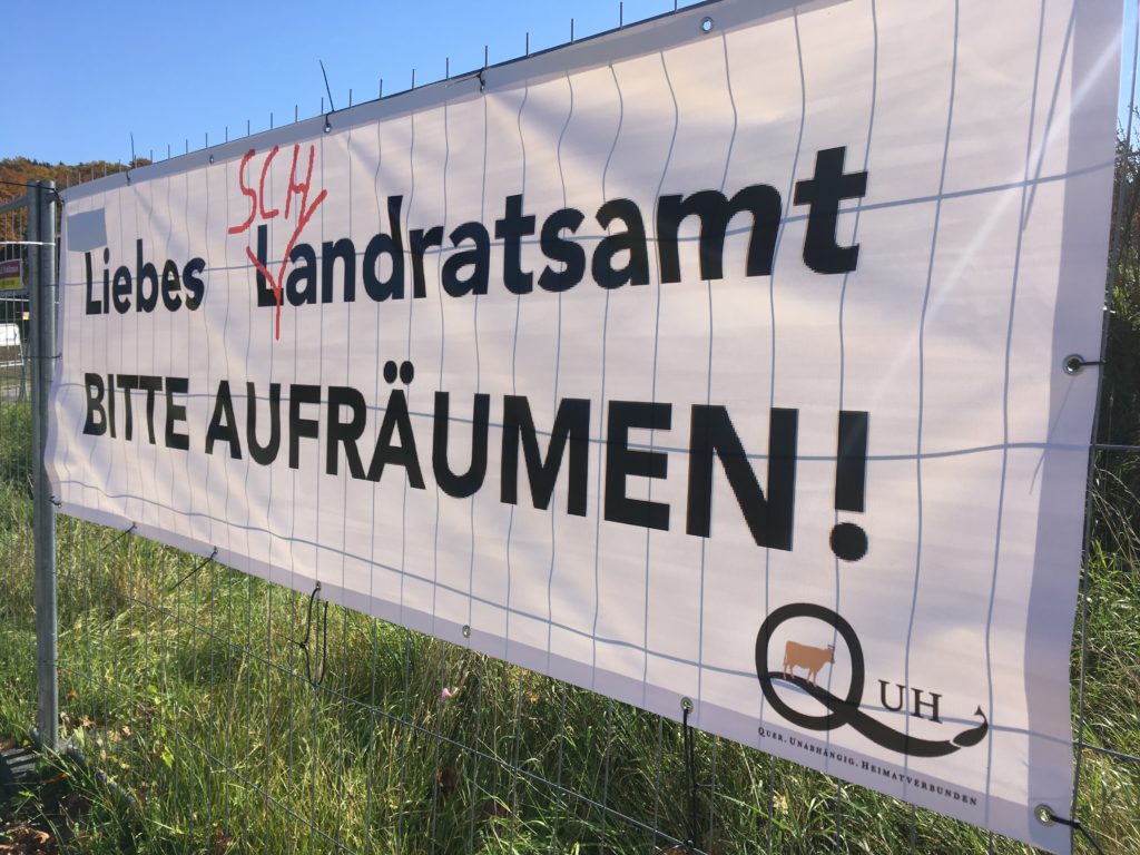 Das Landratsamt schreibt eine Mail QUH