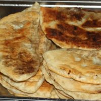 Kulinarische Integration: eine afghanische Spezialität mit Farchner Kartoffeln
